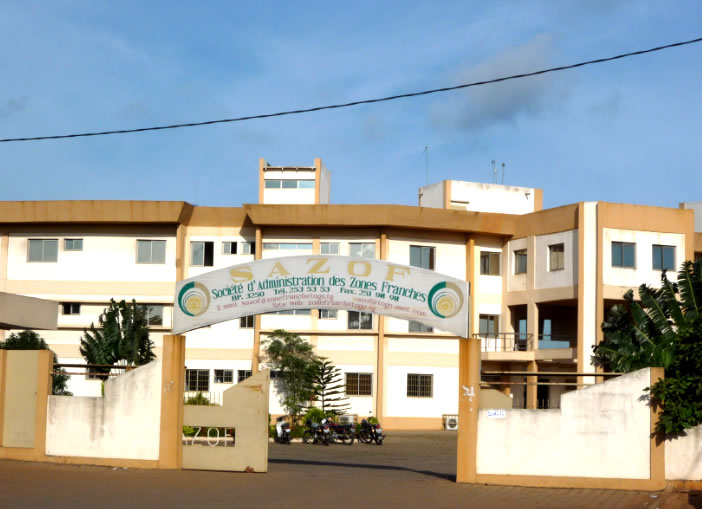 La dissolution de la SAZOF change la donne pour le secteur privé au Togo. Explorez les impacts de cette mesure sur les investisseurs.