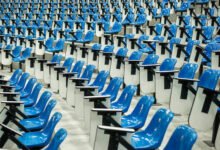 Découvrez la Licence en Psychologie Appliquée à la FSHS-Université de Lomé avec trois spécialités passionnantes.