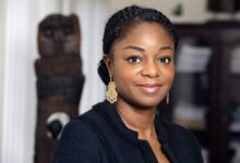 Cina Lawson, figure clé de la modernisation de l'État togolais, redéfinit l'administration publique et l'efficacité du service.