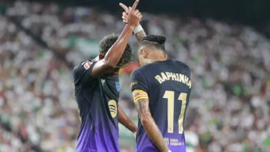 Le Barça atomise Elche 0-5 pour son entrée en Lliga. Découvrez les moments forts de cette victoire spectaculaire.