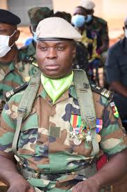 Le Colonel Latièmbé Kombaté prend les commandes du commandement terrestre des Forces armées togolaises pour renforcer la sécurité.