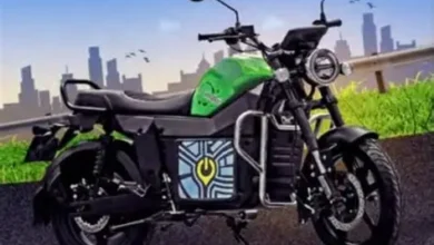 Découvrez les motos électriques contre essence au Togo et comparez le coût au kilomètre pour une mobilité durable.