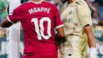 Le Real Madrid s'incline face au Betis Séville dans un match de Liga. Découvrez les détails de cette surprise et le penalty manqué.
