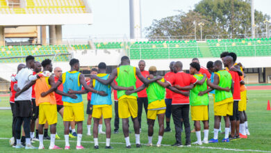 Izaak Akakpo partage ses émotions avant le choc Togo – Burundi. Découvrez les ambitions des Éperviers pour la CAN 2027.