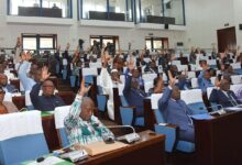 Découvrez comment IOMed peut renforcer le rôle diplomatique du Togo grâce à la médiation en matière de conflits.