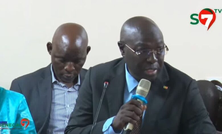 Arona Coumba Ndoffène Diouf appelle à piéger Ousmane Sonko lors d'un point de presse. Découvrez les détails de sa déclaration.