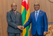 Découvrez les chiffres de la riposte au VIH/Sida au Togo présentés par Selom Klassou lors de sa rencontre avec l’ONUSIDA.
