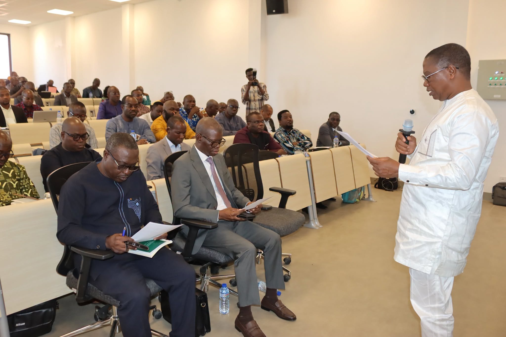 L’Université de Kara améliore l’enseignement supérieur au Togo avec des formations sur la prévention de la corruption et l’éthique.