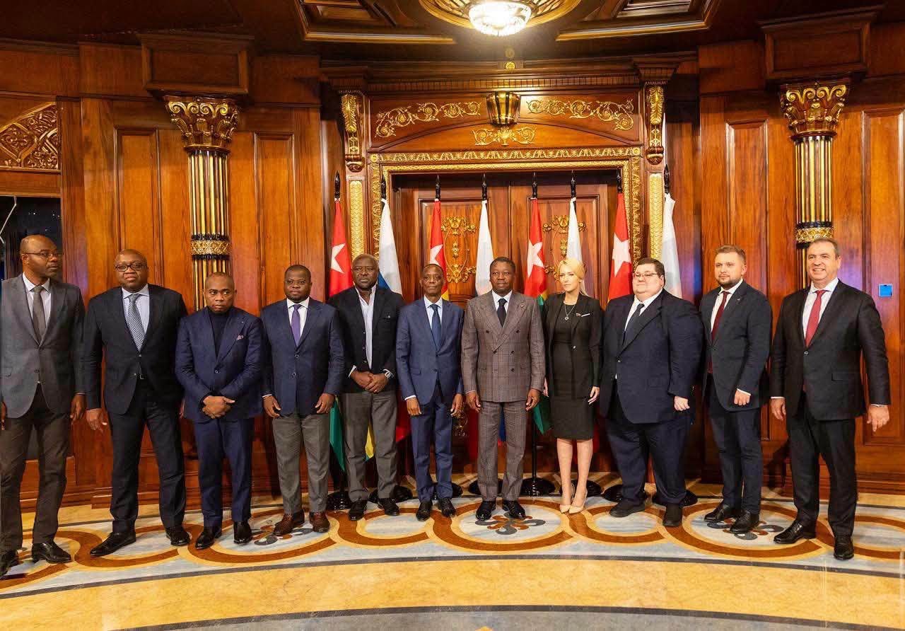 Le Togo et la Russie signent deux accords et un mémorandum d'entente à Moscou pour renforcer leur coopération.