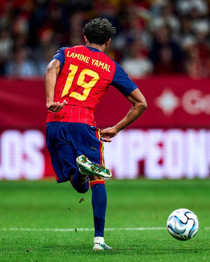 Ligue des Nations : l'Espagne s'impose face à la République tchèque et poursuit sa série de victoires. Découvrez les résultats.