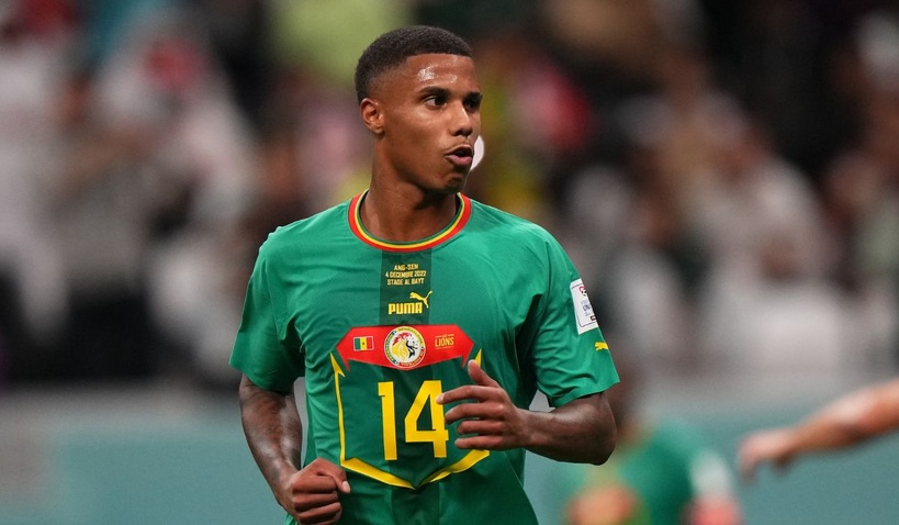 Ismaïl Jakobs annonce sa retraite internationale à 27 ans. Découvrez son message et son parcours avec le Sénégal.