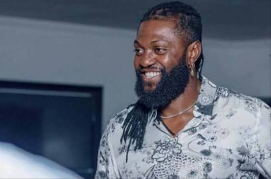 Emmanuel Adebayor est nommé ambassadeur du Togo pour l'Expo Belgrade 2027. Découvrez son rôle et ses objectifs.