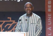 Le ministre Isaac Tchiakpé convie les artistes au dialogue sur les revendications du secteur culturel au Togo.